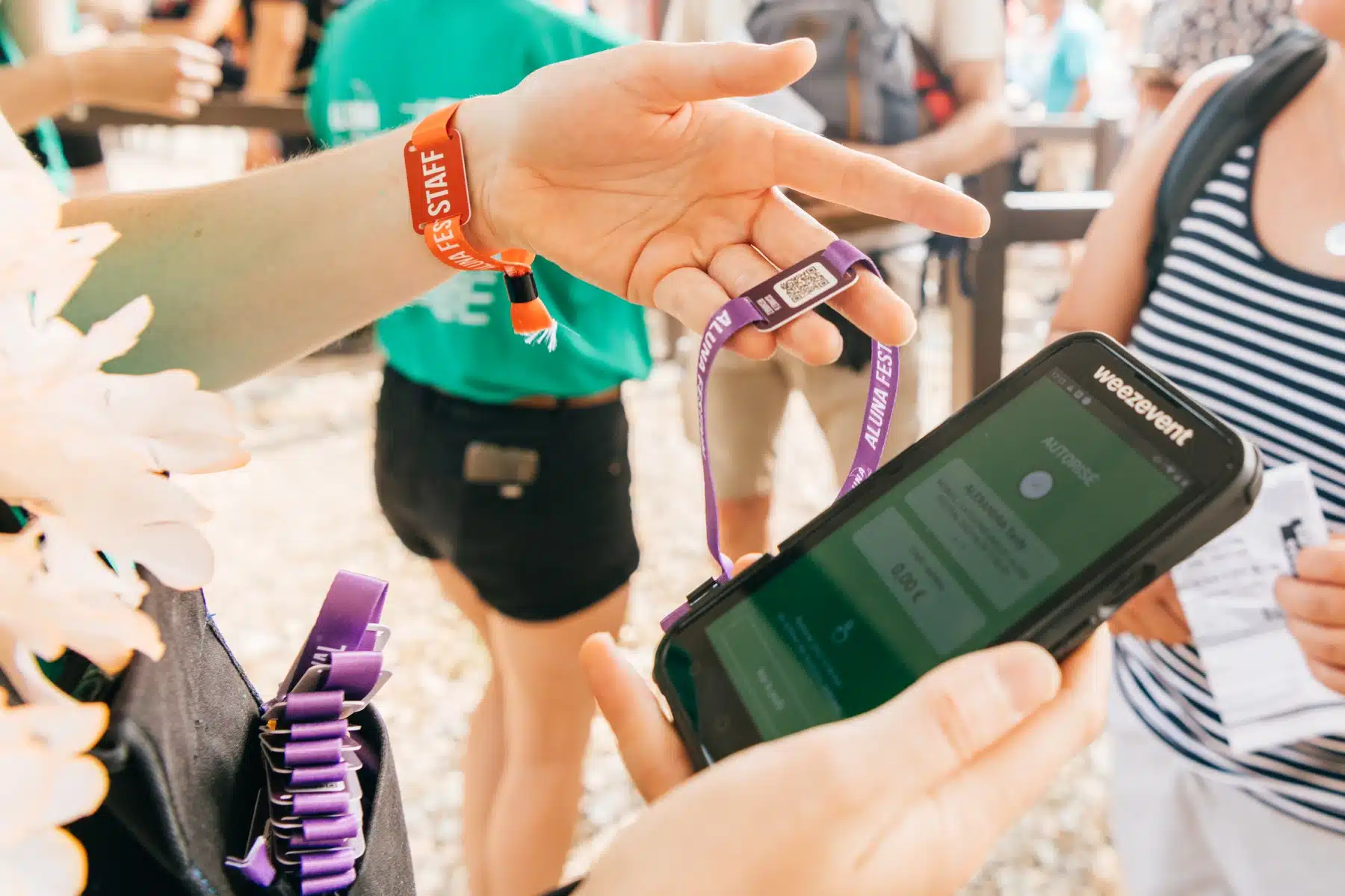 Aluna Festival bracelet cashless